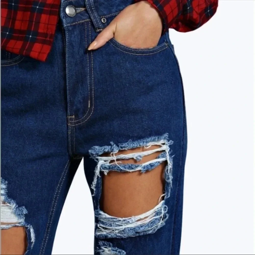 ⭐️The Rockin Rev Maisie Distressed Mom Jean - Picture 2 of 6